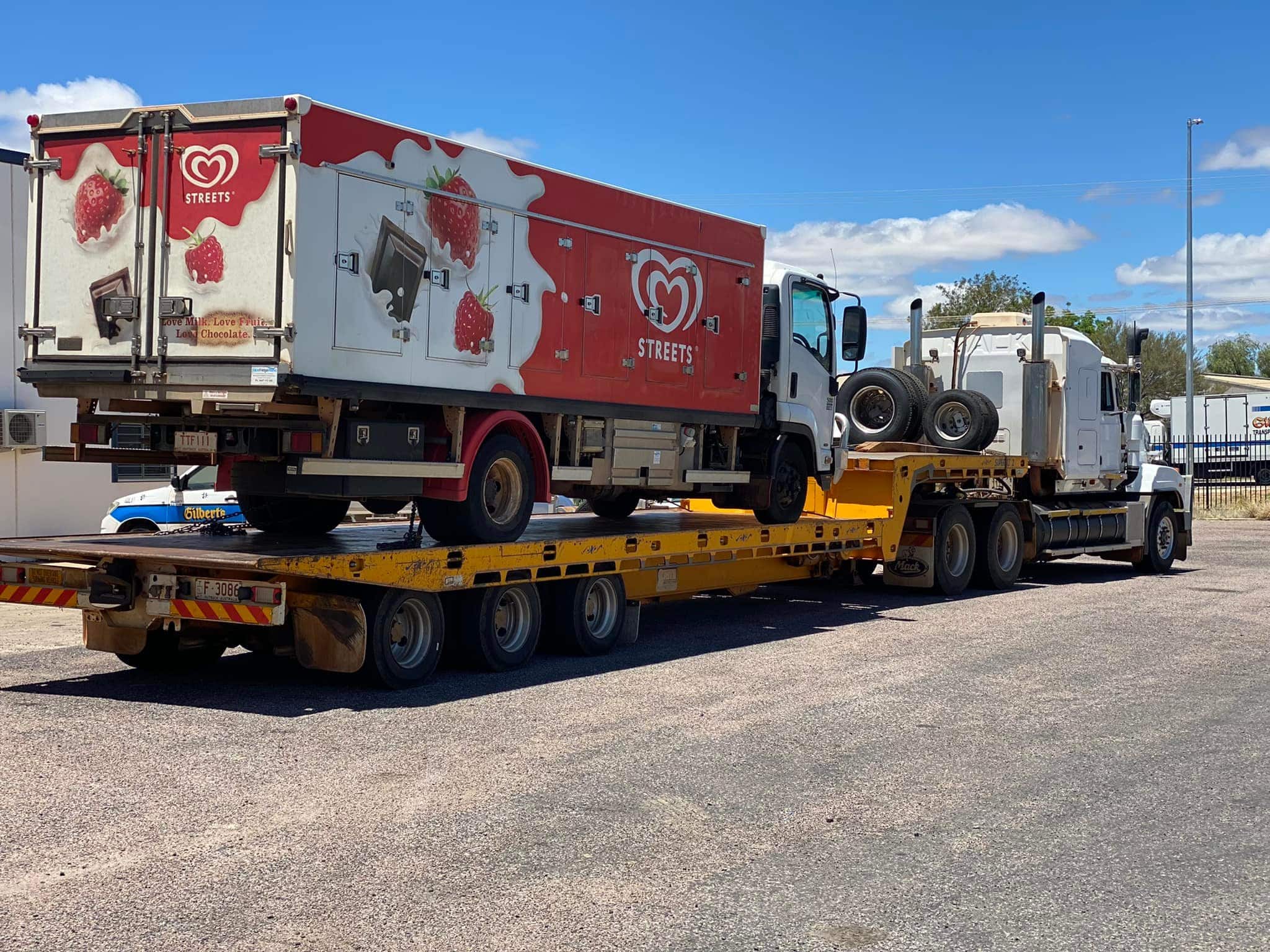 Heavy Vehicle Towing in Alice Springs