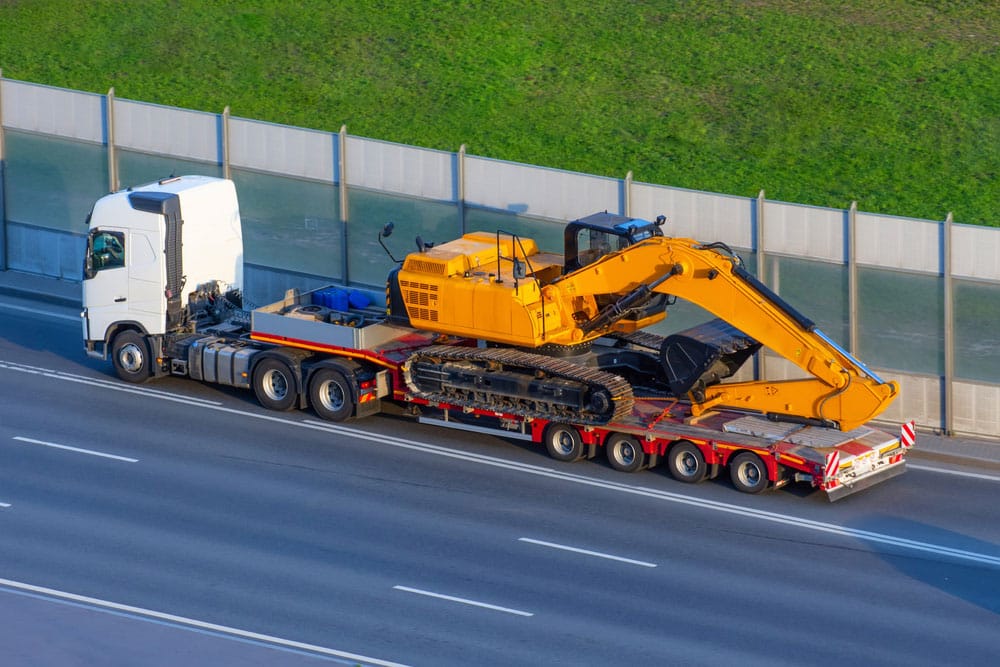 Heavy Haulage Towing A Heavy Equipment